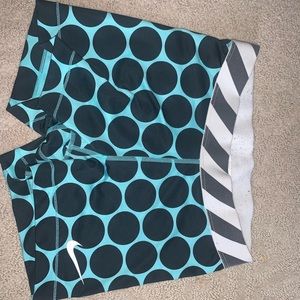 NIKE PRO WOMENS PATTERNED SHORTS